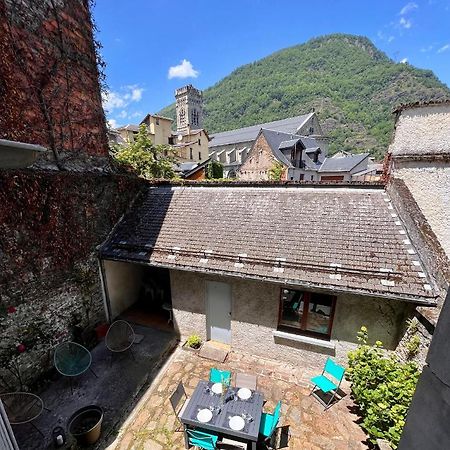 Bel Appartement T3 Au 1Er Etage Avec Cour Interieure Au Rdc - Villa Marie Bagnères-de-Luchon Buitenkant foto